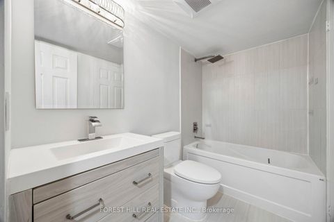 Photo 8 at 101 - 7420 Bathurst Street, Brownridge, Vaughan