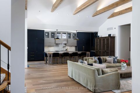Photo 7 at 66 Thorncrest Road, Rosethorn, Toronto