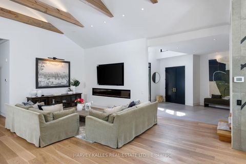 Photo 8 at 66 Thorncrest Road, Rosethorn, Toronto