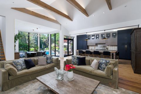 Photo 10 at 66 Thorncrest Road, Rosethorn, Toronto