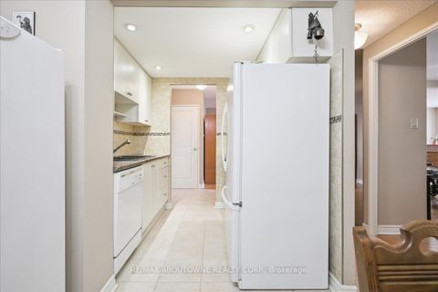 Photo 17 at 1801 - 299 Mill Road, Markland Wood, Toronto
