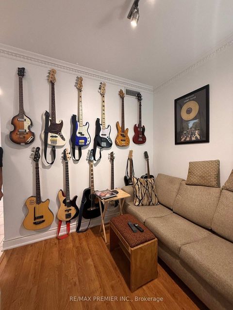 Photo 11 at 102 - 9901 Keele Street, Maple, Vaughan