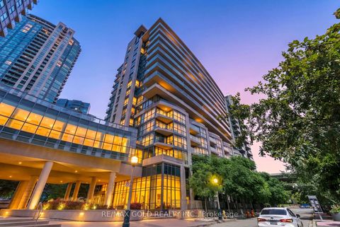 Photo 1 at 1357 - 209 Fort York Boulevard, Niagara, Toronto