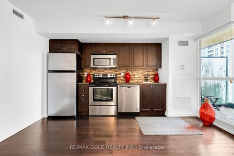 Photo 14 at 1357 - 209 Fort York Boulevard, Niagara, Toronto