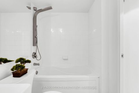 Photo 24 at 1357 - 209 Fort York Boulevard, Niagara, Toronto