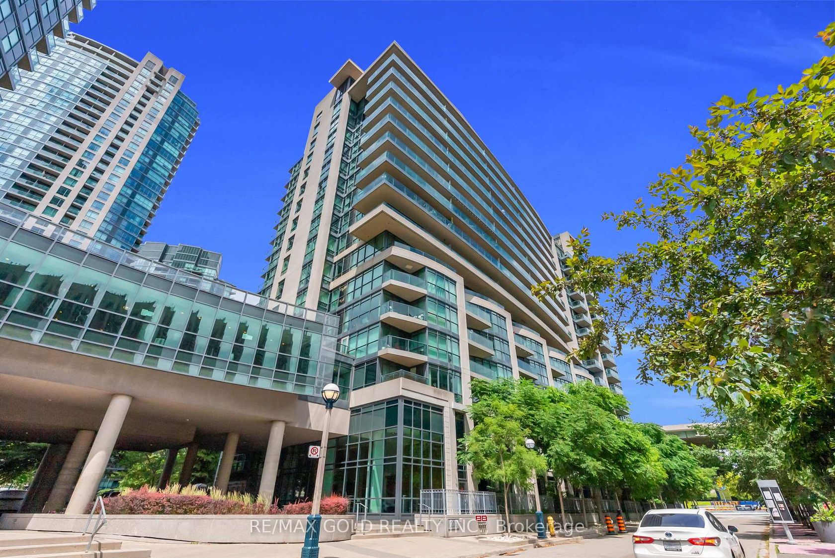1357 - 209 Fort York Boulevard, Niagara, Toronto 