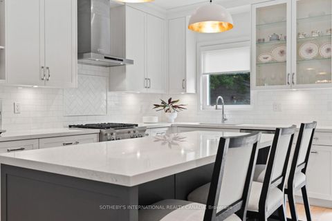 Photo 2 at 177 Arlington Avenue, Cedarvale, Toronto