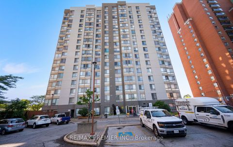 Photo 4 at 209 - 2470 Eglinton Avenue W, Greenbrook, Toronto