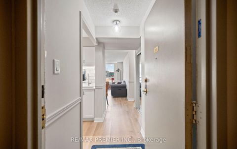 Photo 6 at 209 - 2470 Eglinton Avenue W, Greenbrook, Toronto