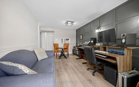 Photo 12 at 209 - 2470 Eglinton Avenue W, Greenbrook, Toronto
