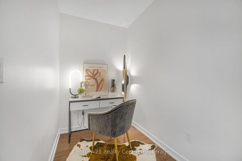 Photo 5 at 3307 - 21 Iceboat Terrace, Waterfront Communities C1, Toronto