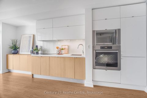 Photo 16 at 3307 - 21 Iceboat Terrace, Waterfront Communities C1, Toronto