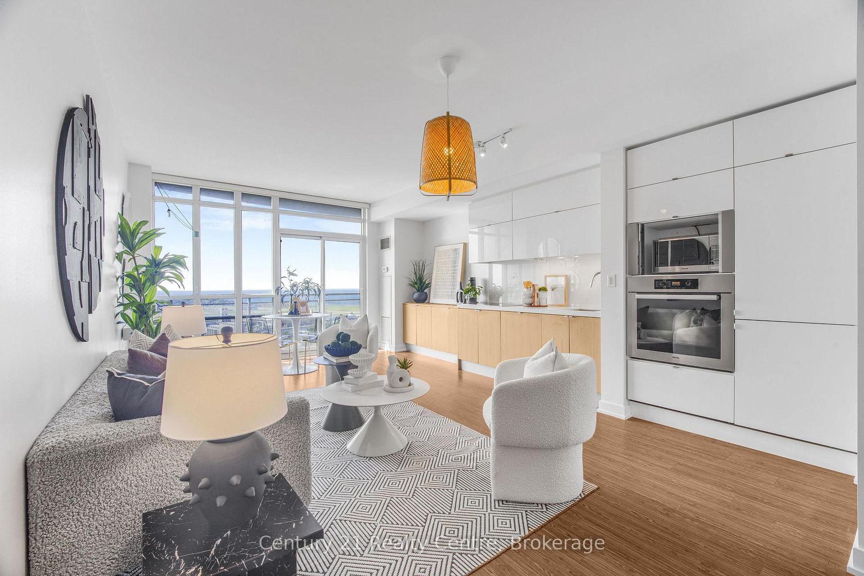 3307 - 21 Iceboat Terrace, Waterfront Communities C1, Toronto 