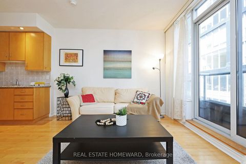 Photo 2 at PH31 - 250 Wellington Street W, Waterfront Communities C1, Toronto