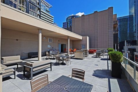 Photo 17 at PH31 - 250 Wellington Street W, Waterfront Communities C1, Toronto
