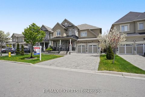 Photo 5 at 74 Dunrobin Crescent, Kleinburg, Vaughan