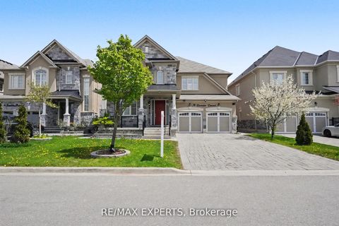 Photo 7 at 74 Dunrobin Crescent, Kleinburg, Vaughan