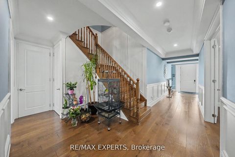 Photo 16 at 74 Dunrobin Crescent, Kleinburg, Vaughan