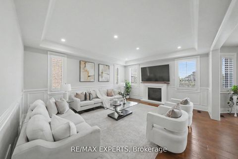 Photo 17 at 74 Dunrobin Crescent, Kleinburg, Vaughan