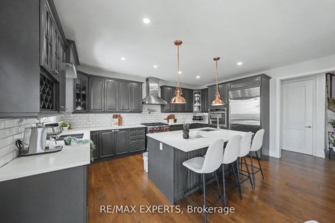 Photo 23 at 74 Dunrobin Crescent, Kleinburg, Vaughan