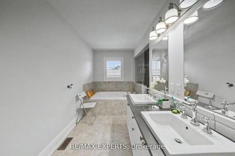 Photo 36 at 74 Dunrobin Crescent, Kleinburg, Vaughan