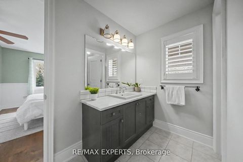 Photo 40 at 74 Dunrobin Crescent, Kleinburg, Vaughan