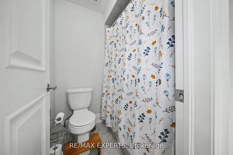 Photo 41 at 74 Dunrobin Crescent, Kleinburg, Vaughan
