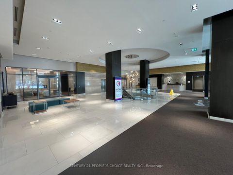 Photo 1 at 925 - 9000 Jane Street, Vellore Village, Vaughan