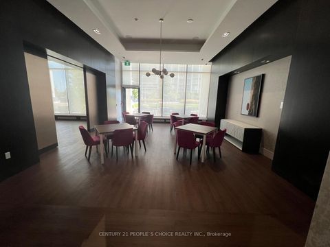 Photo 21 at 925 - 9000 Jane Street, Vellore Village, Vaughan