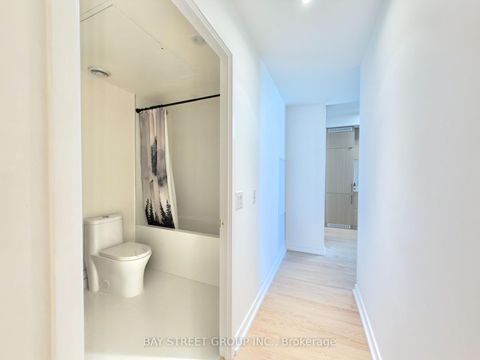Photo 4 at 1119 - 20 Edward Street, Bay Street Corridor, Toronto