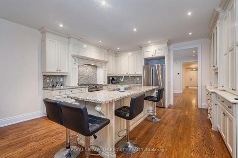 Photo 9 at 329 Walmer Road, Casa Loma, Toronto
