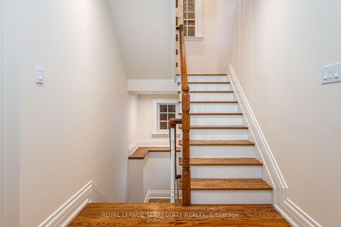 Photo 18 at 329 Walmer Road, Casa Loma, Toronto