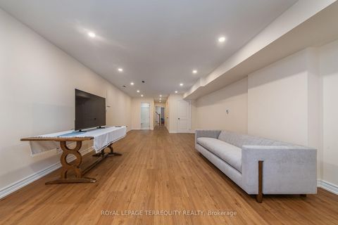 Photo 39 at 329 Walmer Road, Casa Loma, Toronto