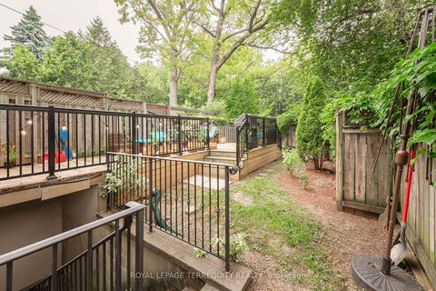 Photo 44 at 329 Walmer Road, Casa Loma, Toronto