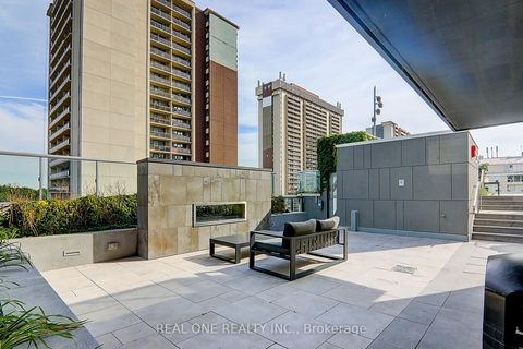 Photo 3 at 0915 - 101 Erskine Avenue, Mount Pleasant West, Toronto
