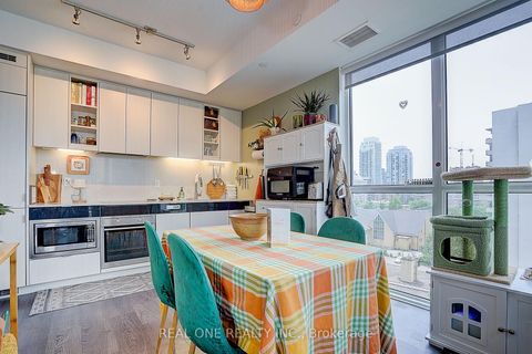 Photo 11 at 0915 - 101 Erskine Avenue, Mount Pleasant West, Toronto