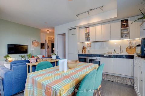 Photo 13 at 0915 - 101 Erskine Avenue, Mount Pleasant West, Toronto