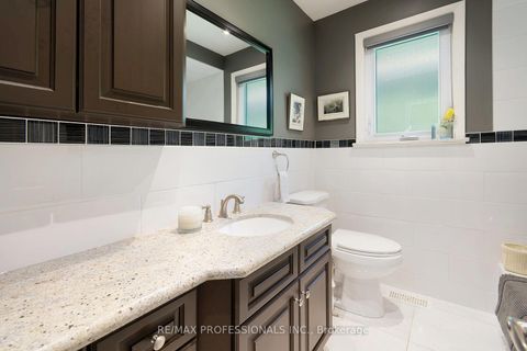 Photo 22 at 17 Clearside Place, Markland Wood, Toronto