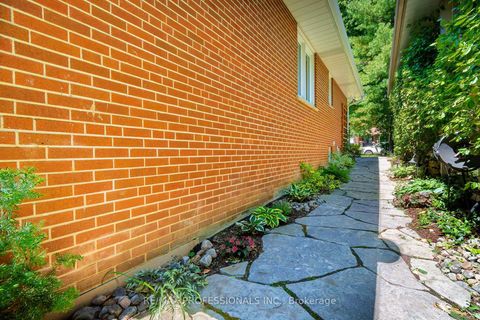 Photo 42 at 17 Clearside Place, Markland Wood, Toronto