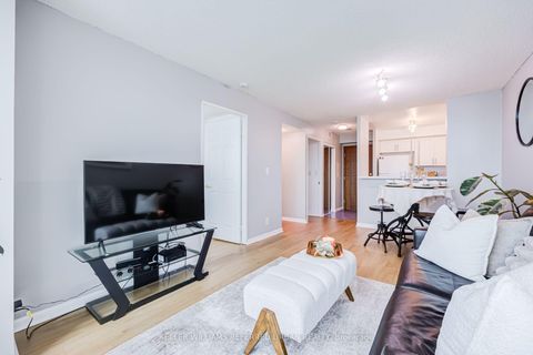 Photo 10 at 1908 - 11 Lee Centre Drive, Woburn, Toronto