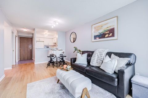 Photo 11 at 1908 - 11 Lee Centre Drive, Woburn, Toronto