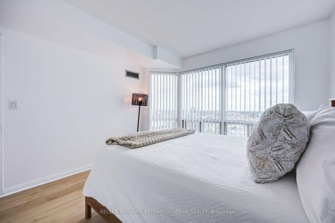 Photo 16 at 1908 - 11 Lee Centre Drive, Woburn, Toronto