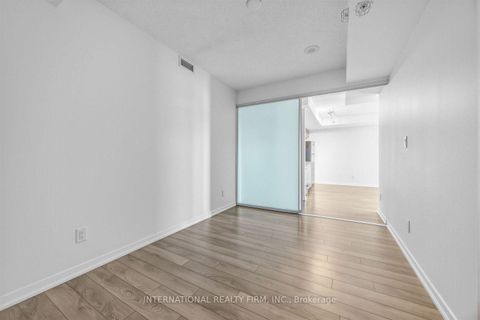 Photo 19 at 516 - 20 Joe Shuster Way, South Parkdale, Toronto