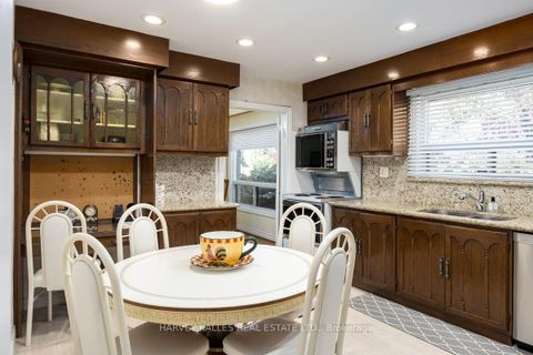 Photo 12 at 30 Coreydale Court, Bathurst Manor, Toronto