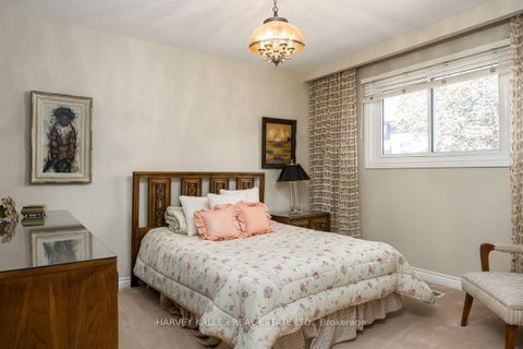 Photo 21 at 30 Coreydale Court, Bathurst Manor, Toronto