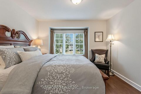 Photo 14 at 16 Carney Road, Newtonbrook West, Toronto