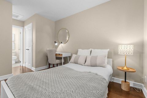 Photo 19 at 16 Carney Road, Newtonbrook West, Toronto