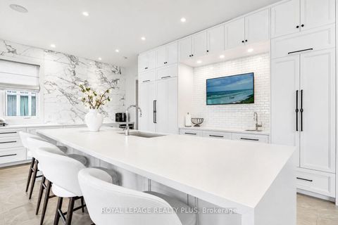 Photo 9 at 39 Plunkett Court, Bayshore, Barrie