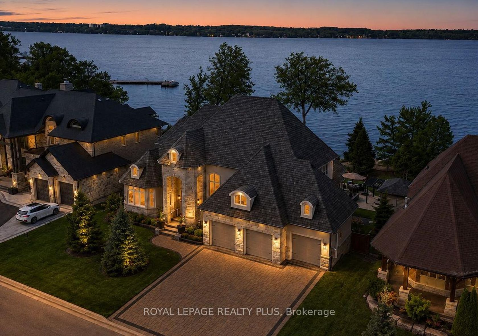 39 Plunkett Court, Bayshore, Barrie photo 8