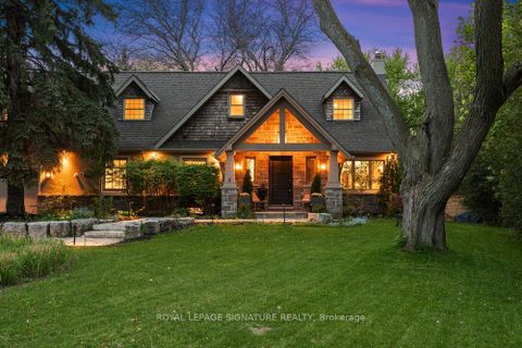 Photo 3 at 2 Pine Ridge Drive, Cliffcrest, Toronto